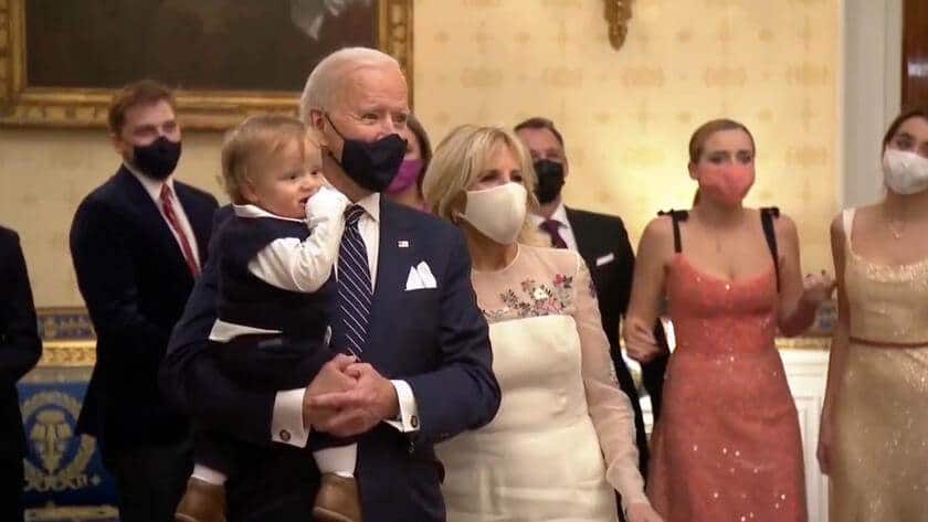 Amtseinführung von Joe Biden: Kleine Gäste versprühen viel ...